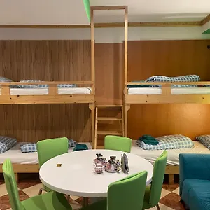 Viktoria Hostel Viyana